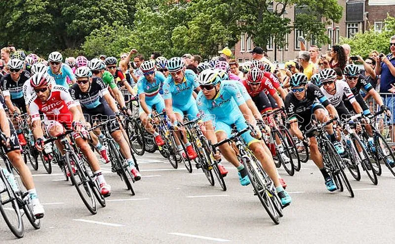 天辰平台登陆入口百度翻译App足球明星恩吉吉：职业生涯、荣誉和个人生活一览